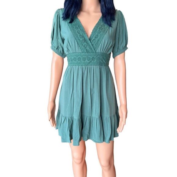NWT Sadie & Sage Hope Green Tie Back Mini Dress - Picture 2 of 6
